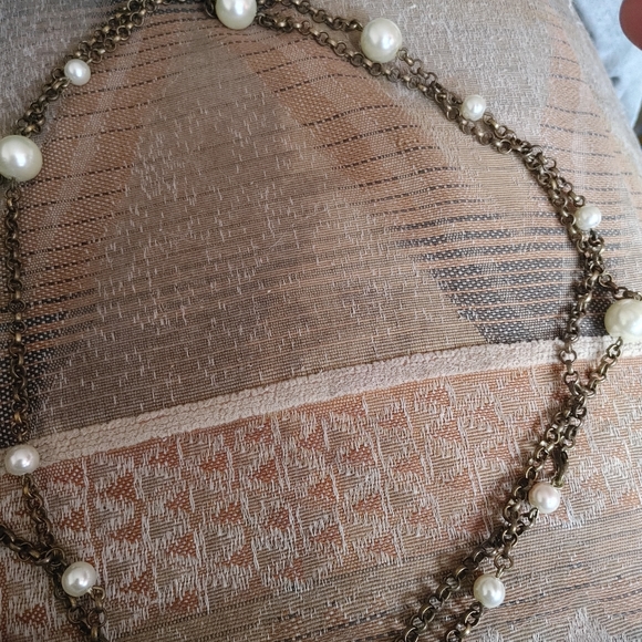 Jewelry and a winter jacket - Picture 5 of 6